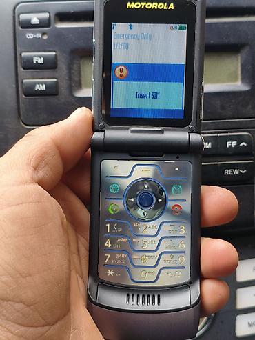 Мобильные телефоны и аксессуары: Motorola Razr2 V8, Б/у, цвет - Серый, 1 SIM — 1