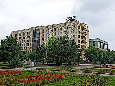 обменное бюро: Аренда офисов, 10 м², В бизнес центре, С системой безопасности — 7