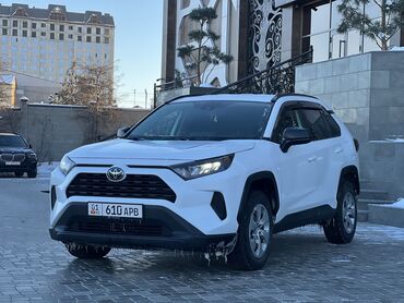 Toyota: Toyota RAV4: 2019 г., 2.5 л, Автомат, Бензин, Кроссовер