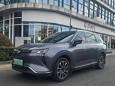 Weltmeister: Weltmeister W6, 2021 г., 68000 км, На заказ — 2