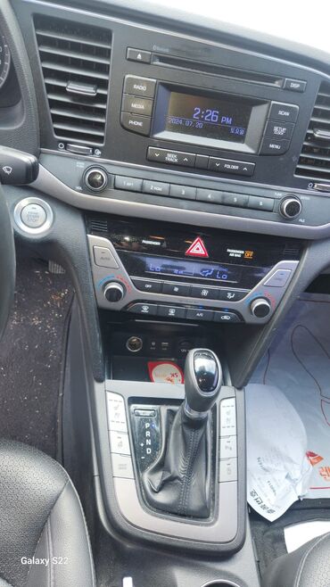 Hyundai: Hyundai Avante: 2017 г., 1.6 л, Автомат, Дизель, Седан — 8