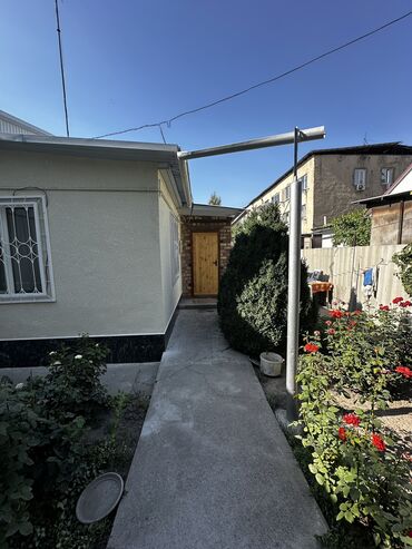 Продажа домов: Полдома, 69 м², 3 комнаты, Собственник — 3