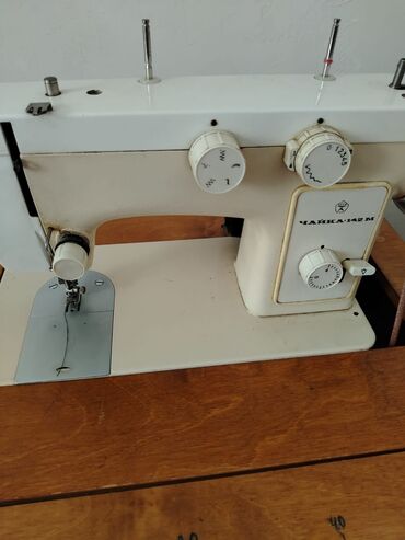 avto maqnitafonlar: Tikiş maşını Chayka, Elektromexaniki