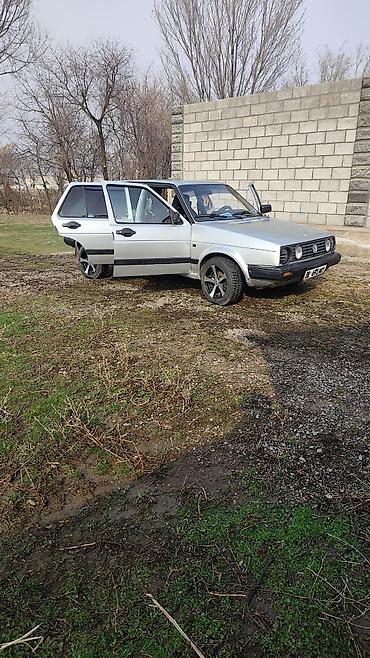 Volkswagen: Volkswagen Golf: 1988 г., 1.8 л, Ручные, Бензин, Седан — 5