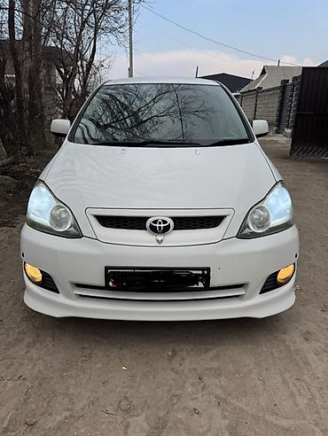 Toyota: Toyota Ipsum: 2003 г., 2.4 л, Автомат, Бензин, Минивэн — 2
