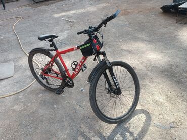 велосипед красный: Размер 26. колдонулган 20 кун. 
10000 сом