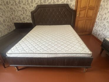 Boşqablar: İkinəfərlik çarpayı, Bazasız, Matras ilə, Siyirməsiz