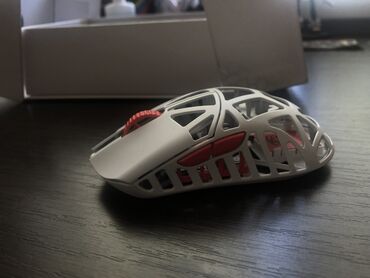 Компьютерные мышки: Wlmouse beast x mini Magnesium gaming mouse 8к hz 26000 dpi Paw 3395