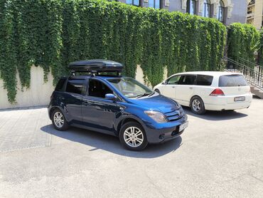 машина мало литровка на рассрочку: Toyota ist: 2003 г., 1.5 л, Автомат, Бензин, Хэтчбэк