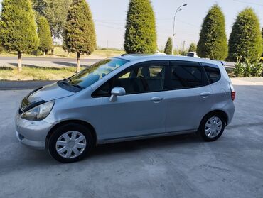 продажа машин в рассрочку: Honda Fit: 2002 г., 1.5 л, Автомат, Бензин, Хетчбек