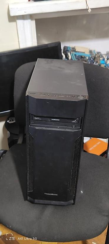 I5 3470
8gb ram 
Gtx 760 2gb 
256gb ssd
1tb HDD
