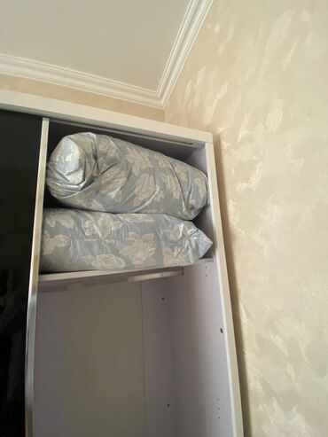 Uzunmüddətli kirayə mənzillər: Kristalin binasinda 13/3 mertebesinde 3 otaqli ev 550 azn evde bütun — 19