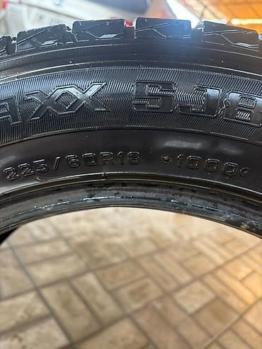 Шины 225 / 60 / R 18, Зима, Б/у, Пара, Легковые, Япония, Dunlop
