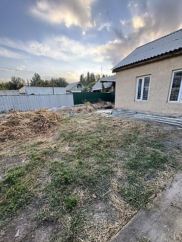 Продажа коттеджей и домов: Дом с двором и постройками - Отдельно стоящий одноэтажный дом с — 16