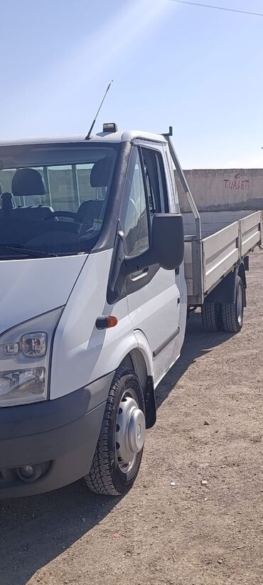 Yük maşınları: Ford Transit pikap/döngə bortlu yük maşını Xüsusiyyətlər: - — 12