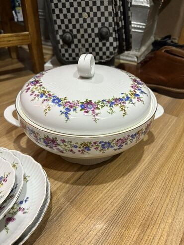 Nahar dəstləri və servizlər: Nahar dəsti, rəng - Ağ, Farfor, Almaniya — 2