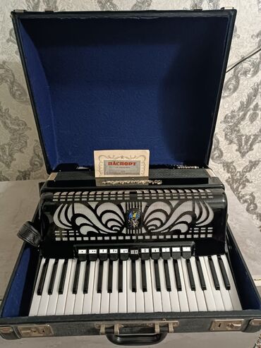 Аккордеоны: Продаю Германский аккордеон Вельтмейстер каприз Вельтмейстер метеор — 25