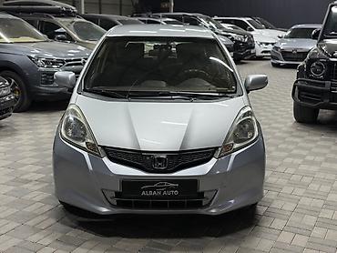 alba: Honda Jazz: 2011 г., Автомат, Бензин — 2