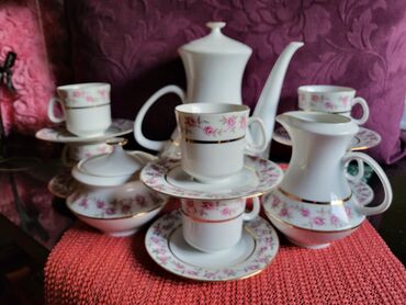 Kuhinjski setovi: Servis nov za kafu Epiag Bohemija 1950g + Cehoslovacka na lalafo.rs — 2 Kuhinjski setovi: Servis nov za kafu Epiag Bohemija 1950g + Cehoslovacka — 2