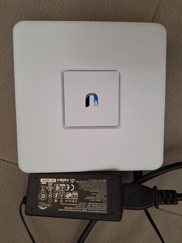 alfa modem: UniFi security gateway UBIQUITI networks EU version Çox az istifadə