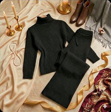 Kompleti: Cena 1999din Velicine: S M L XL 2XL 3XL Materijal: trikotaza — 4