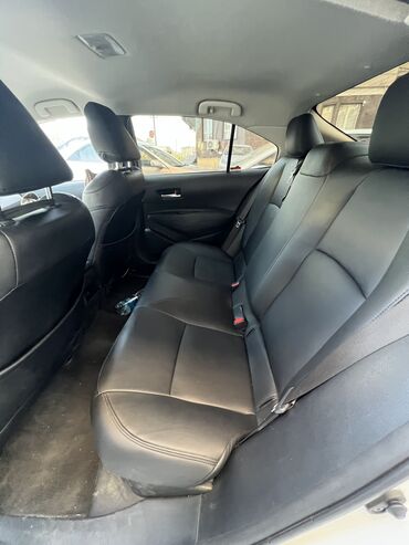 купить машину шевроле: Toyota Corolla: 2019 г., 1.8 л, Автоматтык, Гибрид, Седан