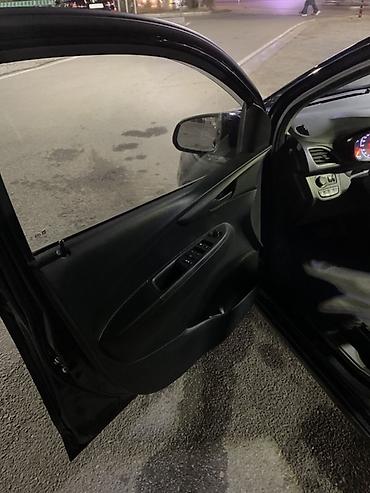 Chevrolet: Chevrolet Spark: 2019 г., 1 л, Вариатор, Бензин, Хэтчбэк — 6