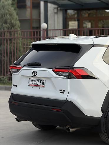 камера р15: Toyota RAV4: 2020 г., 2.5 л, Автомат, Бензин, Кроссовер — 5