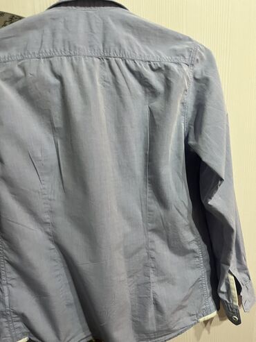белая рубашка с короткими рукавами: Рубашка STONE ISLAND