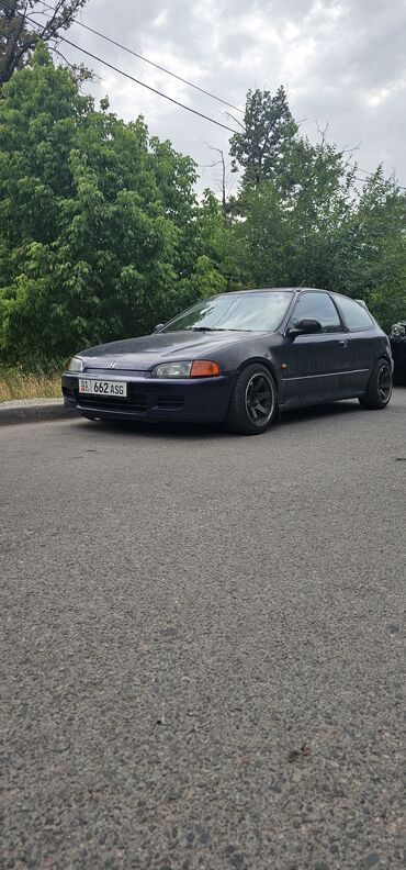 мотоциклы без прав: Honda Civic: 1992 г., 2 л, Механика, Бензин, Хэтчбэк