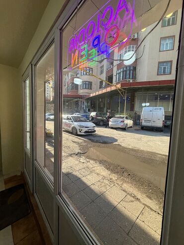 Digər kommersiya daşınmaz əmlakı: 📍İCARƏYƏ VERİLİR 9-cu mikrorayon, Mir Cəlal küçəsi 143B Obyektlərin — 6