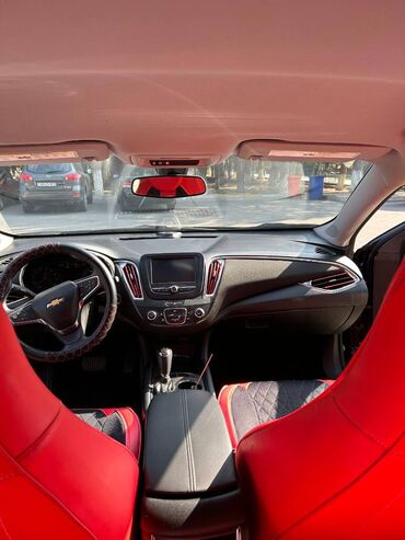 Chevrolet: Chevrolet Malibu: 1.5 l | 2018 il 41800 km Sedan — 8