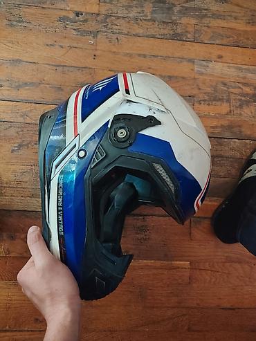 balaca moto: Salam. Moto kaskı satışdadı qiymet 30 manat üzerinde kiçik cızıqlar — 2