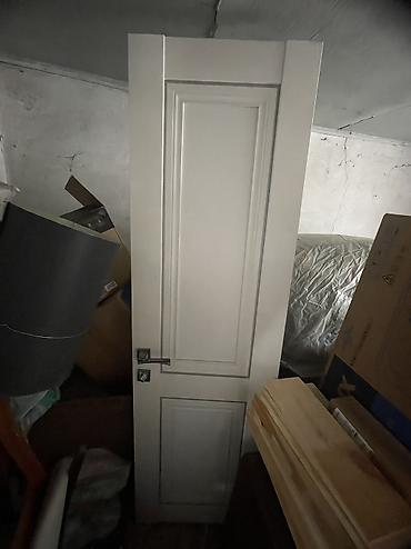 zip lock: Межкомнатная дверь, Б/у, Глухие, Одностворчатая, Деревянная, Распашная, Лофт, цвет - Белый — 1