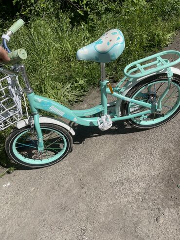 trinix велосипед: Продается ведосипед до семи или восьми лет, имеются дополнительные два