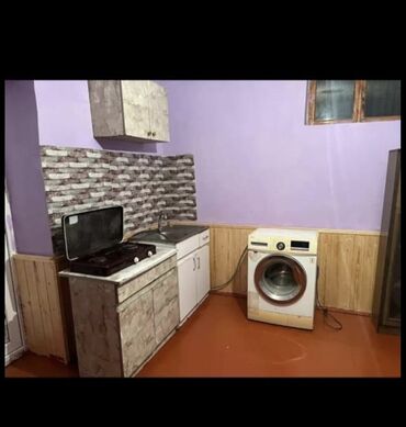 Uzunmüddətli kirayə mənzillər: Ev Sabunçuda bazara yaxin yerləşir.2 otaq 1 metbexden ibarətdir yola — 4