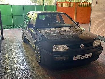 e klass: Volkswagen Golf: 1995 г., 0.2 л, Автомат, Бензин, Хэтчбэк — 8