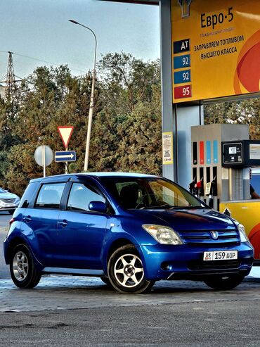 продажа марк 2: Toyota ist: 2004 г., 1.3 л, Автомат, Бензин, Седан