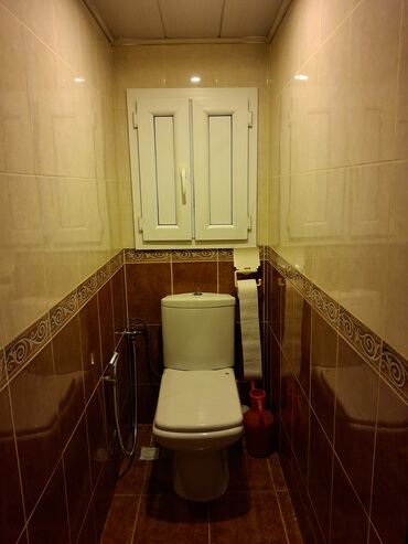 Köhnə tikili: Satılır: 3 otaqlı mənzil. Şəxsi mənzilimdir, kupça var. Bina Diaqnoz — 10