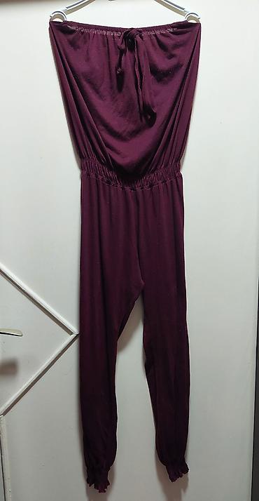 uomo torbe: Ženski kombinezon bez naramenica, boja bordo. - Model: strapless, sa — 1