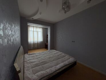 Uzunmüddətli kirayə mənzillər: 17-17
Ailəyə verilir
Şəxsi evimdir — 12