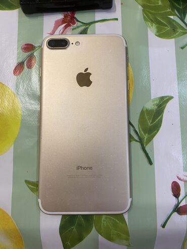 Apple iPhone: IPhone 7 Plus, Б/у, 128 ГБ, Золотой, Чехол, 88 %