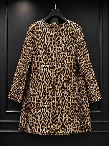 wolt geyim: Yenidir 42 və 40 razmer aşağı verilir
Leopard naxışlı plaş — 2
