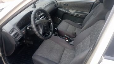 Mazda: Mazda 626: 1998 г., 0.2 л, Механика, Бензин, Универсал
