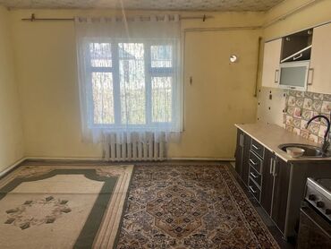 Долгосрочная аренда домов: 80 м², 3 комнаты, Бронированные двери, Парковка, Подвал, погреб