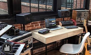 apo ses sistemi: MOTU M4 4x4 USB-C Audio Interface (Səs Platası) NEW ! Musiqi — 5