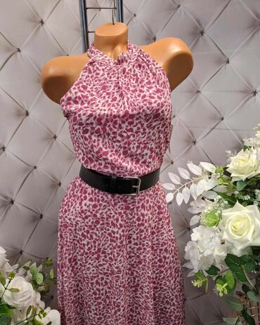 bela haljina u visnjama: 9Fashion Woman Other sleeves