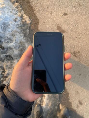 инструмент для ремонта телефона: IPhone Xr, Б/у, 128 ГБ, Белый, Чехол, 81 %