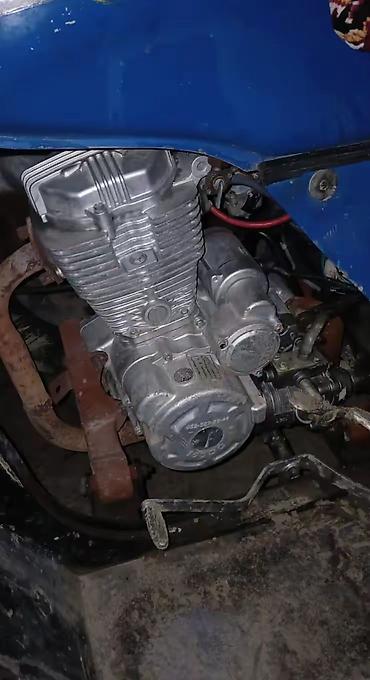 dort teker motor: Yük daşıma üçün üçtəkərli motoqoşqu - Konstruksiya: Ön hissəsi — 3