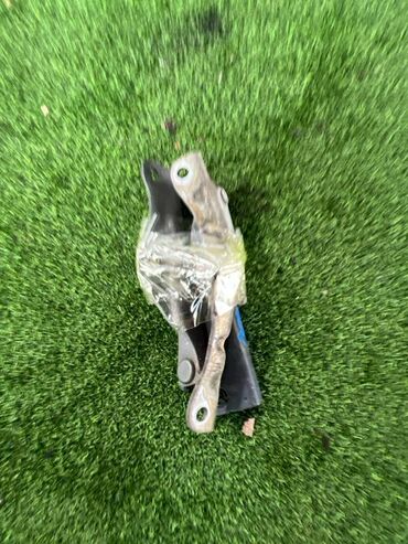 капот на субару: Петля капота Subaru Impreza 1 2004 (б/у) КУЗОВНЫЕ ДЕТАЛИ - #капот